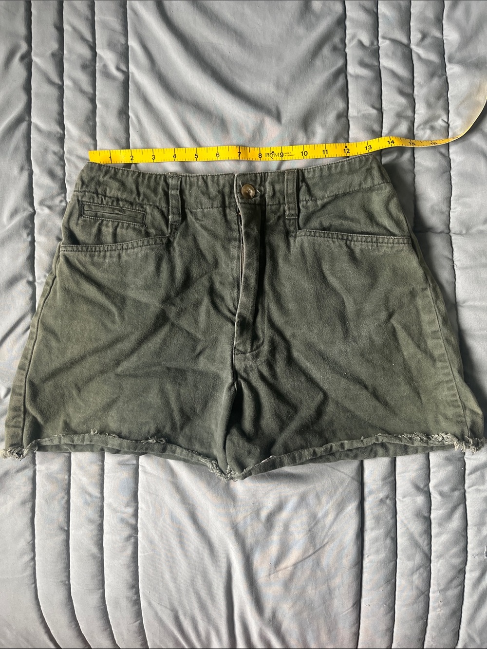 Vintage cut-offs size 26